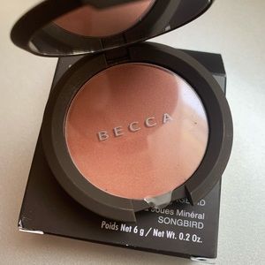 BECCA Blush in Songbird